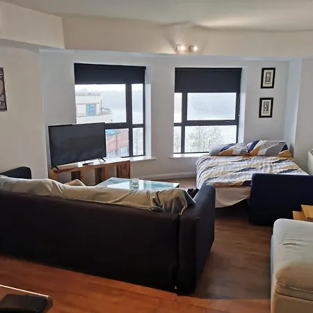 Provisionals Apartment